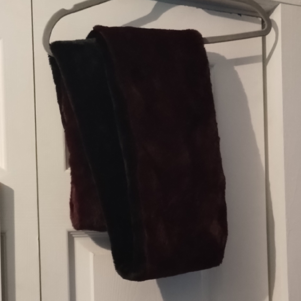 Plush Calvin Klein Burgundy and Black Scarf
